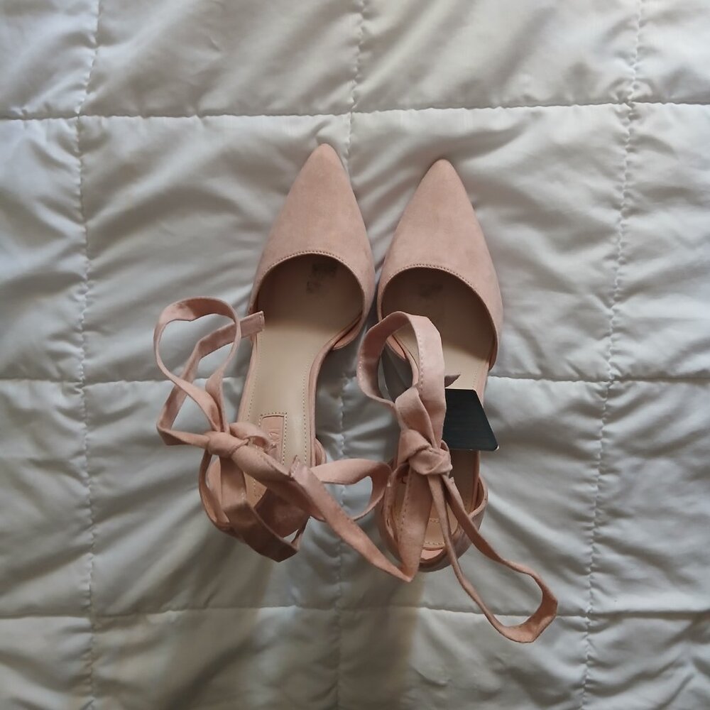 Shoes - Picture 6 of 6